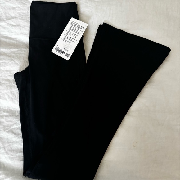 Lululemon Align Mini Flare - Black Ribbed - Picture 1 of 3